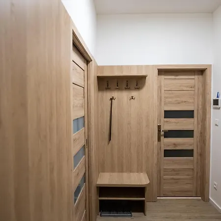 Magic Bernard, Stary Smokovec Wysokie Tatry